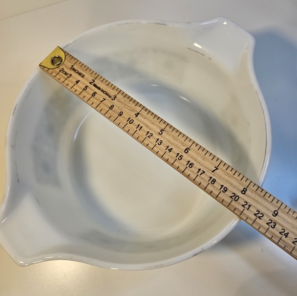 Vintage Pyrex Autumn Floral 2 1/2 Quart Casserole Dish - Picture 7 of 10